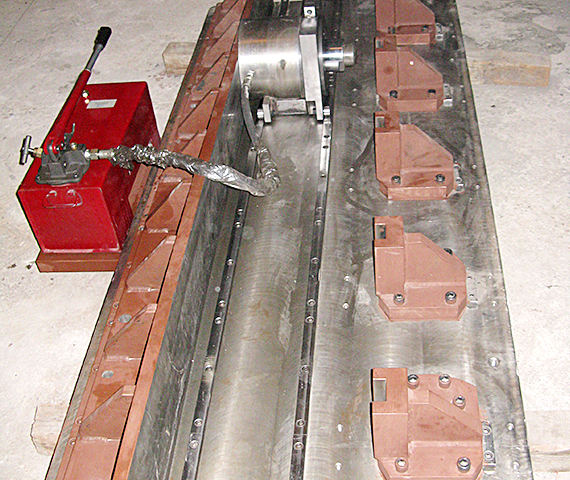 Hydraulic Straightening fixture